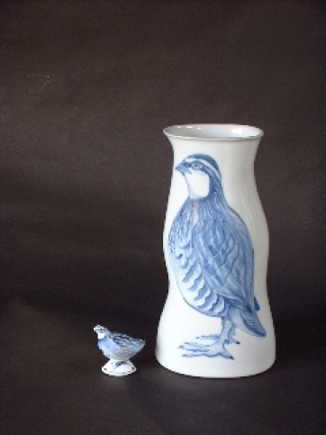 Partridge with partridge vase